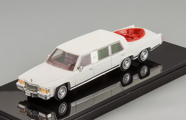 Модель 1:43 Cadillac stretch limousine with jacuzzi - white