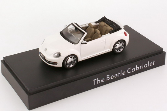 Модель 1:43 Volkswagen Beetle Cabrio - candy-white