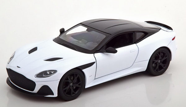 Модель 1:24 Aston Martin DBS Superleggera 2019 White black