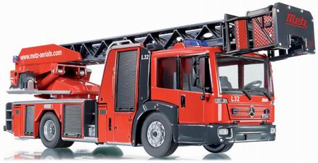 mercedes-benz econic dl32 fire service vehicle 043101 Модель 1:43